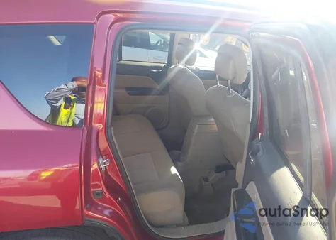 2017 Jeep Compass Sport Fwd z USA, uszkodzony, nr VIN 1C4NJCBA9HD123794